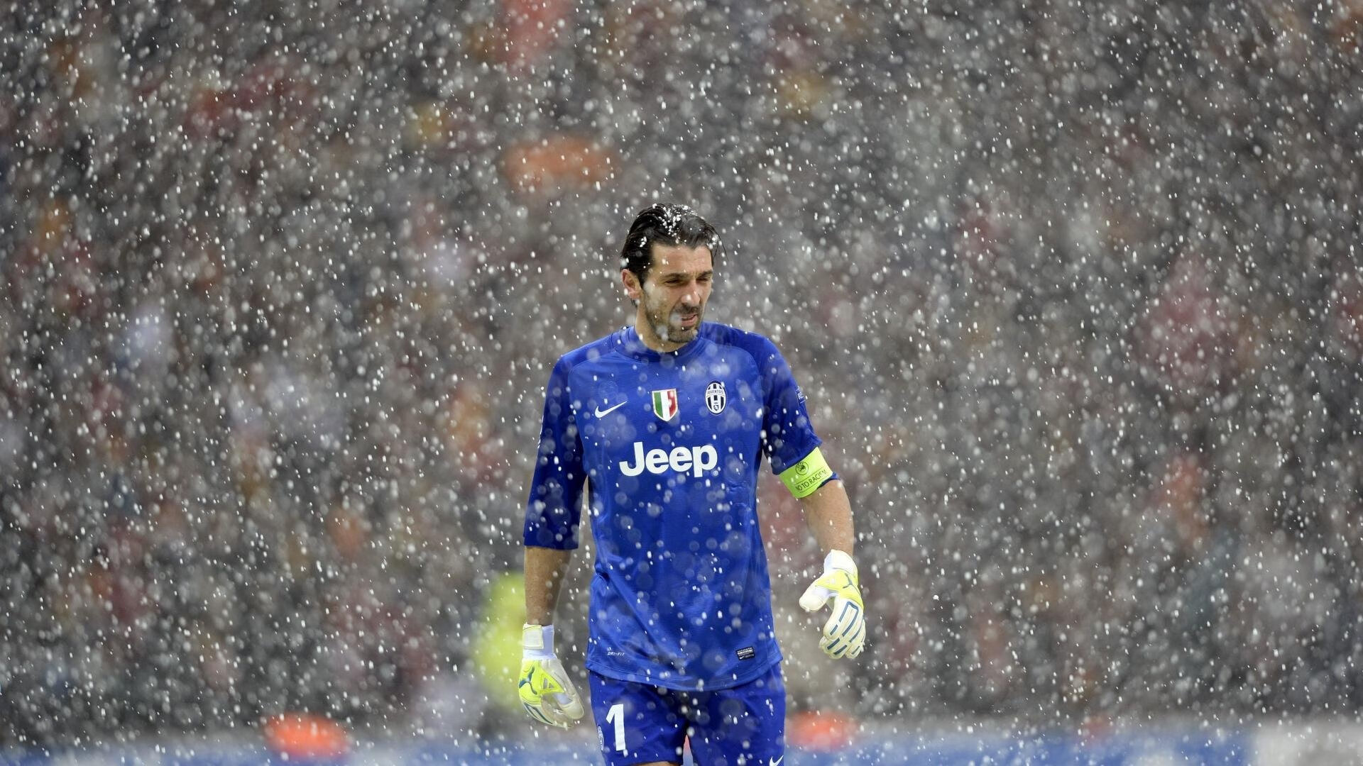 开云网页版登录入口-英格兰比赛现场万人合唱震撼全场，英格兰代表队队歌